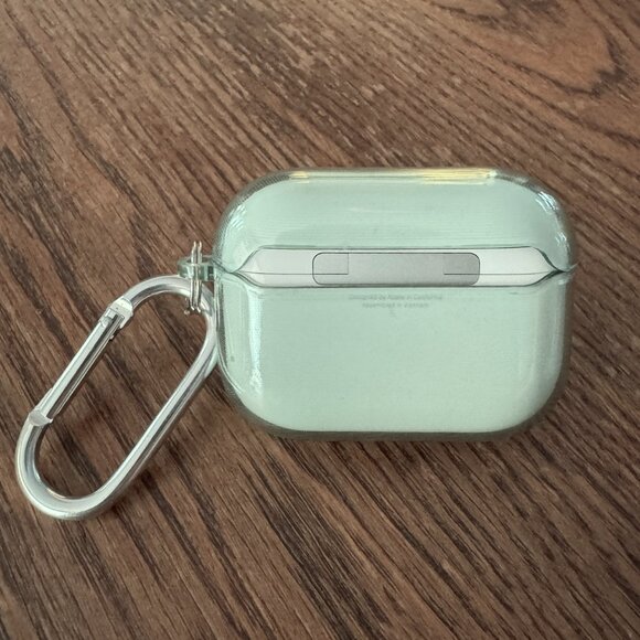 NWT Apple AirPods Pro 3 - Includes 2 cases and 4 Extra Ear Tips - Model A3063 - Picture 10 of 14